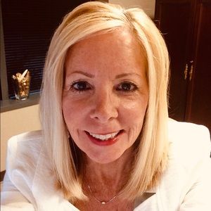 Meet your Posher, Gina